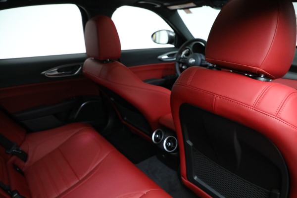 New 2021 Alfa Romeo Giulia Ti Sport Q4 for sale Call for price at Alfa Romeo of Westport in Westport CT 06880 22