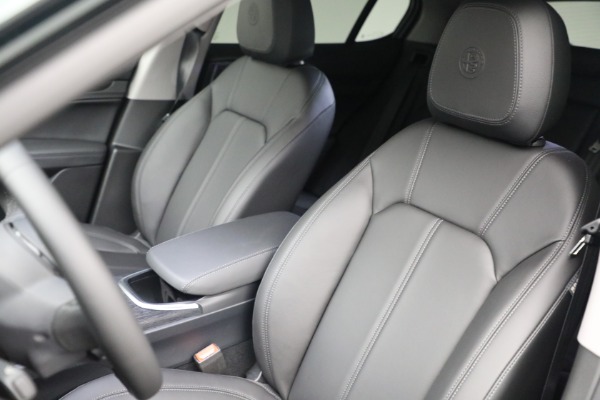 Used 2021 Alfa Romeo Stelvio Q4 for sale Sold at Alfa Romeo of Westport in Westport CT 06880 15