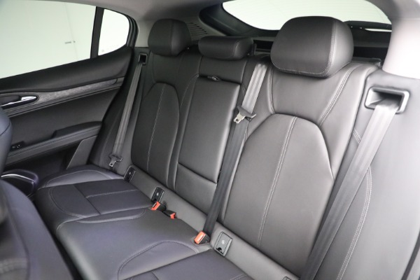 Used 2021 Alfa Romeo Stelvio Q4 for sale Sold at Alfa Romeo of Westport in Westport CT 06880 19