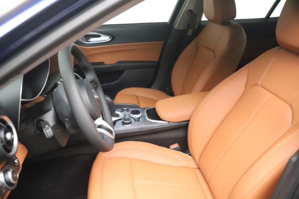 New 2021 Alfa Romeo Giulia Q4 for sale Call for price at Alfa Romeo of Westport in Westport CT 06880 14