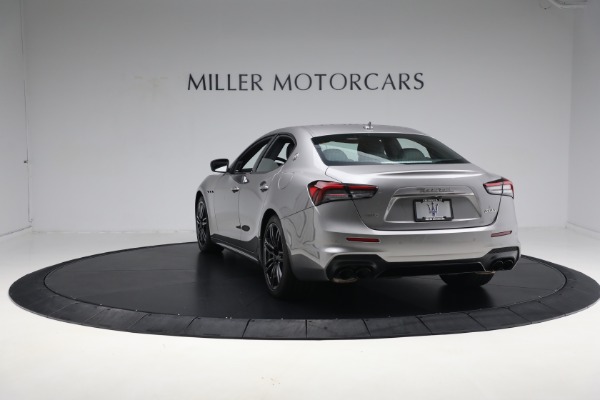 Used 2021 Maserati Ghibli S Q4 for sale Sold at Alfa Romeo of Westport in Westport CT 06880 11