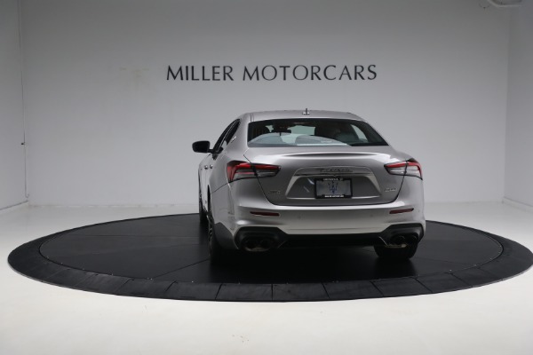 Used 2021 Maserati Ghibli S Q4 for sale Sold at Alfa Romeo of Westport in Westport CT 06880 12