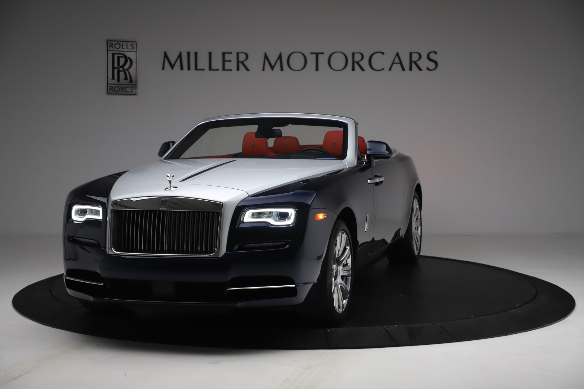 Used 2016 Rolls-Royce Dawn for sale Sold at Alfa Romeo of Westport in Westport CT 06880 1