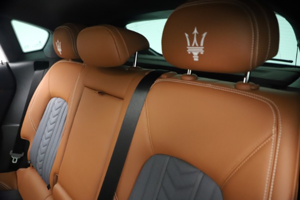 New 2021 Maserati Levante Q4 GranLusso for sale $93,385 at Alfa Romeo of Westport in Westport CT 06880 19