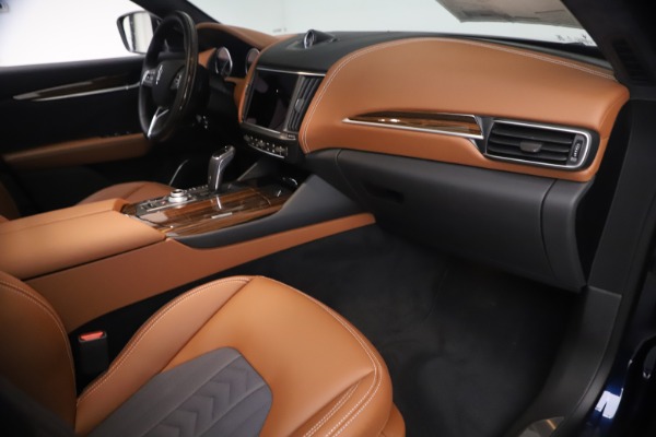 New 2021 Maserati Levante Q4 GranLusso for sale $93,385 at Alfa Romeo of Westport in Westport CT 06880 21