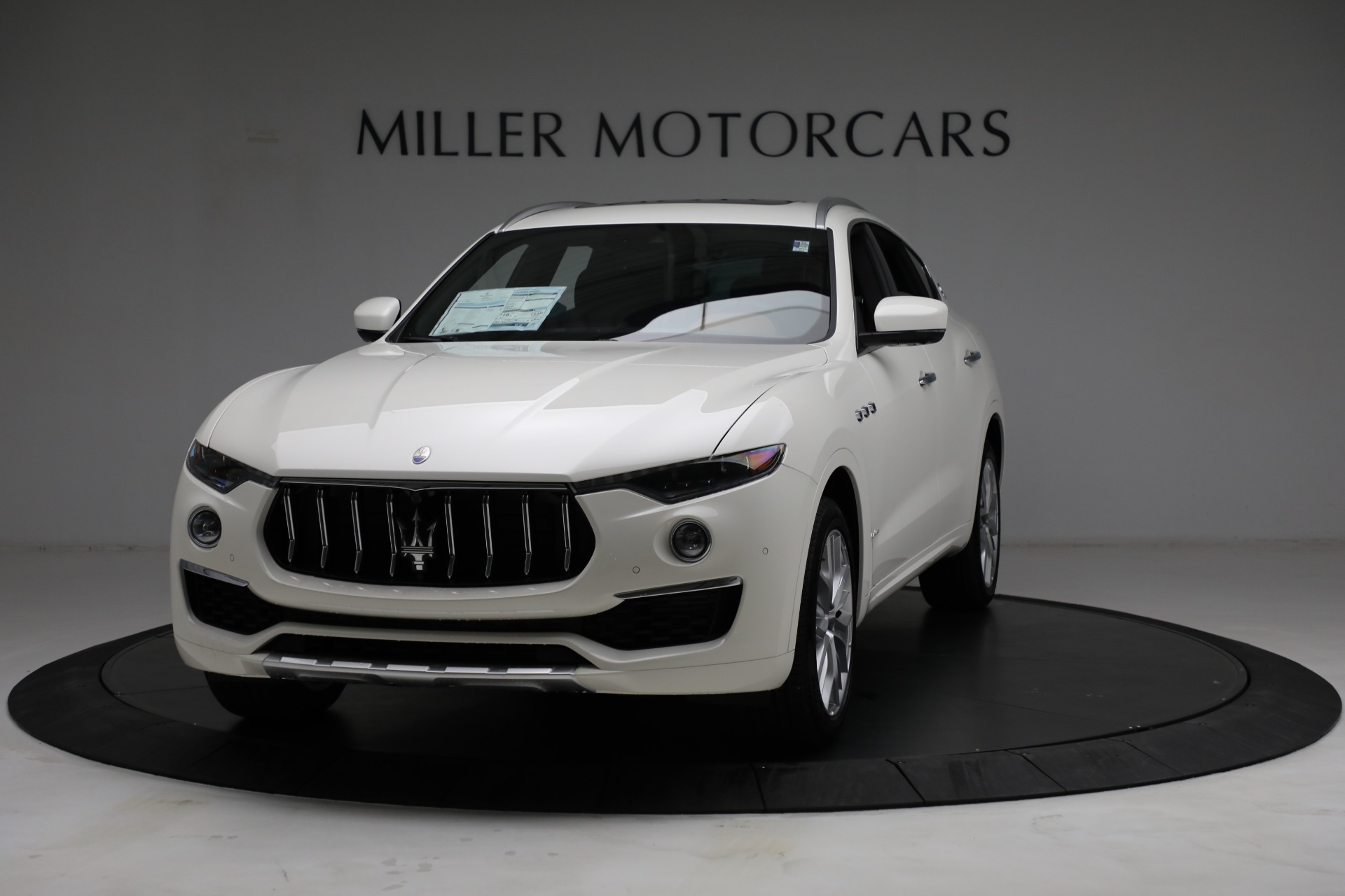 New 2021 Maserati Levante Q4 GranLusso for sale $89,735 at Alfa Romeo of Westport in Westport CT 06880 1