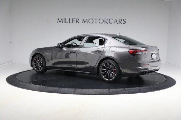 Used 2021 Maserati Ghibli S Q4 GranSport for sale Sold at Alfa Romeo of Westport in Westport CT 06880 10