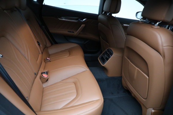 New 2021 Maserati Quattroporte S Q4 GranLusso for sale $125,149 at Alfa Romeo of Westport in Westport CT 06880 27