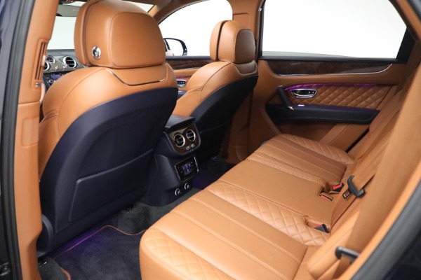Used 2018 Bentley Bentayga W12 Signature for sale $109,900 at Alfa Romeo of Westport in Westport CT 06880 21