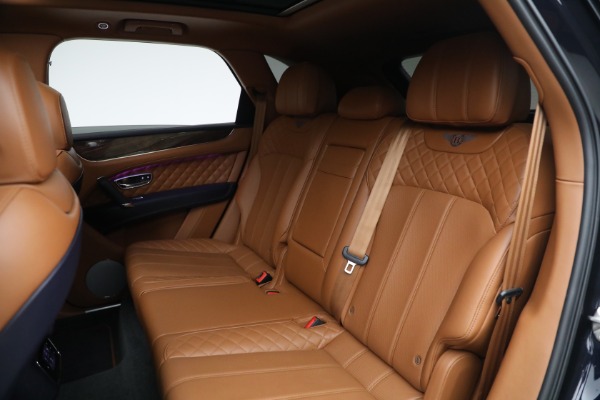Used 2018 Bentley Bentayga W12 Signature for sale $109,900 at Alfa Romeo of Westport in Westport CT 06880 23