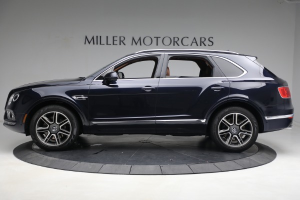 Used 2018 Bentley Bentayga W12 Signature for sale Sold at Alfa Romeo of Westport in Westport CT 06880 3