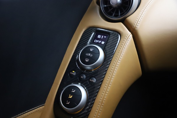 Used 2012 McLaren MP4-12C for sale Sold at Alfa Romeo of Westport in Westport CT 06880 27