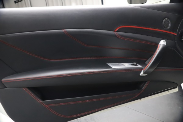 Used 2015 Ferrari FF for sale $159,900 at Alfa Romeo of Westport in Westport CT 06880 18