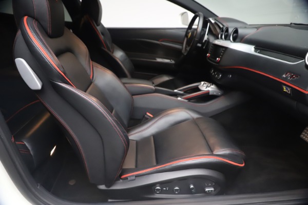 Used 2015 Ferrari FF for sale $159,900 at Alfa Romeo of Westport in Westport CT 06880 21