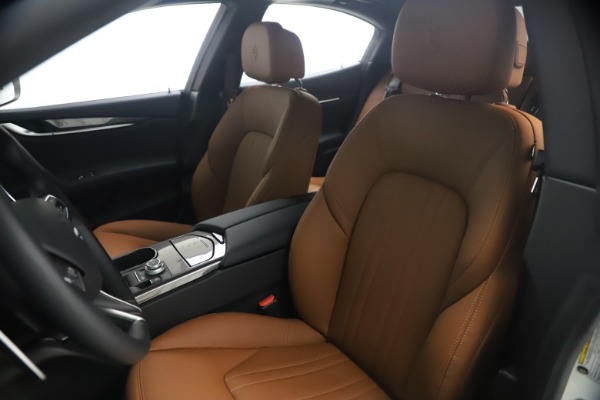 New 2021 Maserati Ghibli SQ4 for sale $85,804 at Alfa Romeo of Westport in Westport CT 06880 16