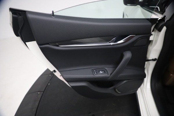New 2021 Maserati Ghibli SQ4 for sale $85,804 at Alfa Romeo of Westport in Westport CT 06880 22