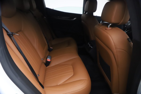 New 2021 Maserati Ghibli SQ4 for sale $85,804 at Alfa Romeo of Westport in Westport CT 06880 27