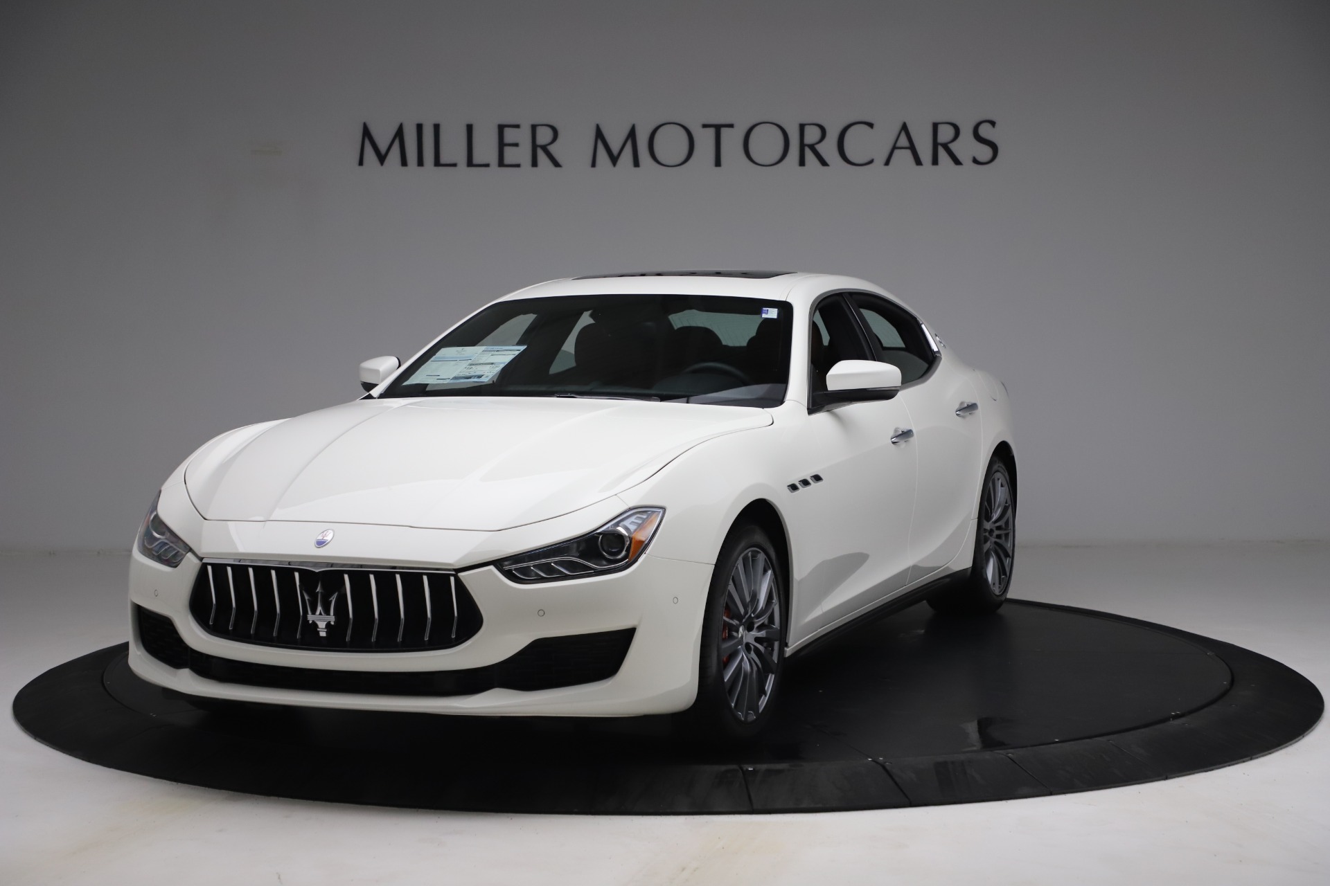 New 2021 Maserati Ghibli SQ4 for sale $85,804 at Alfa Romeo of Westport in Westport CT 06880 1