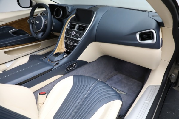 Used 2019 Aston Martin DB11 Volante for sale $209,900 at Alfa Romeo of Westport in Westport CT 06880 20