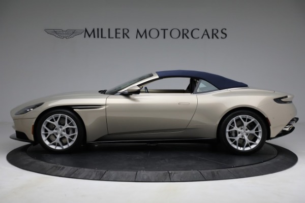 Used 2019 Aston Martin DB11 Volante for sale Sold at Alfa Romeo of Westport in Westport CT 06880 26