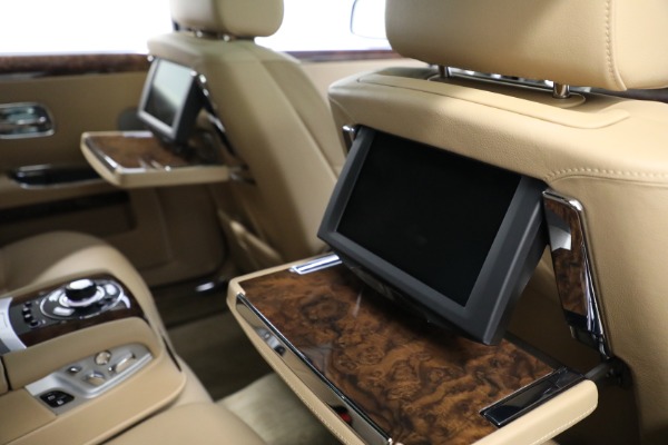 Used 2011 Rolls-Royce Ghost for sale Call for price at Alfa Romeo of Westport in Westport CT 06880 19