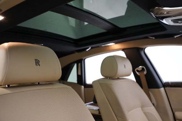 Used 2011 Rolls-Royce Ghost for sale Call for price at Alfa Romeo of Westport in Westport CT 06880 22