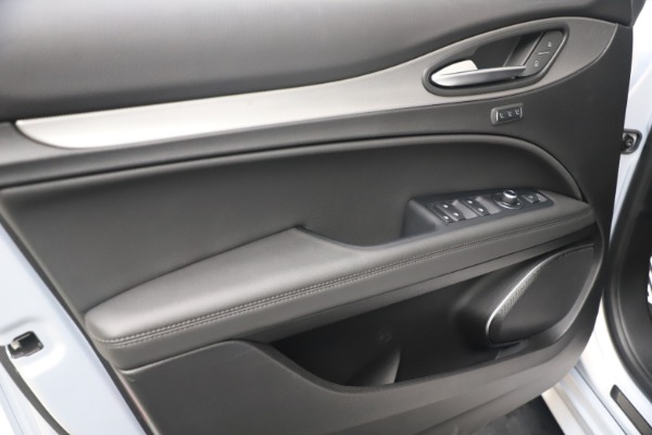 New 2021 Alfa Romeo Stelvio Ti Sport Q4 for sale Sold at Alfa Romeo of Westport in Westport CT 06880 16