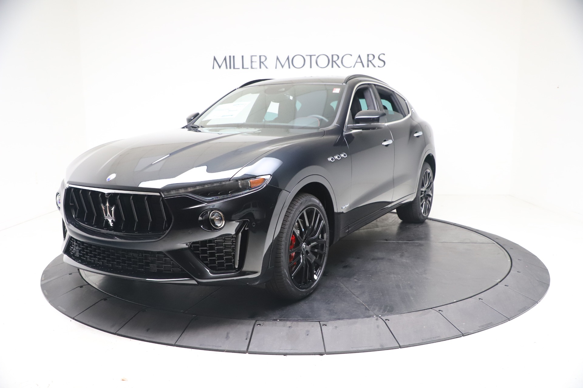 New 2021 Maserati Levante S GranSport for sale $105,799 at Alfa Romeo of Westport in Westport CT 06880 1