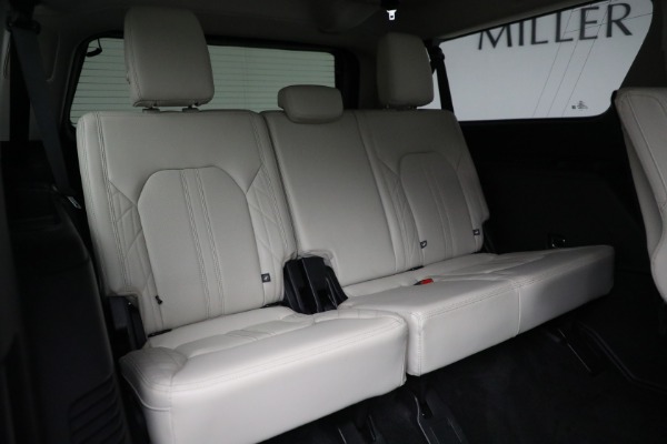 Used 2019 Ford Expedition MAX Platinum for sale Sold at Alfa Romeo of Westport in Westport CT 06880 23