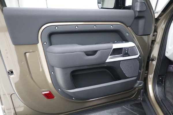 Used 2021 Land Rover Defender 90 First Edition for sale Sold at Alfa Romeo of Westport in Westport CT 06880 20