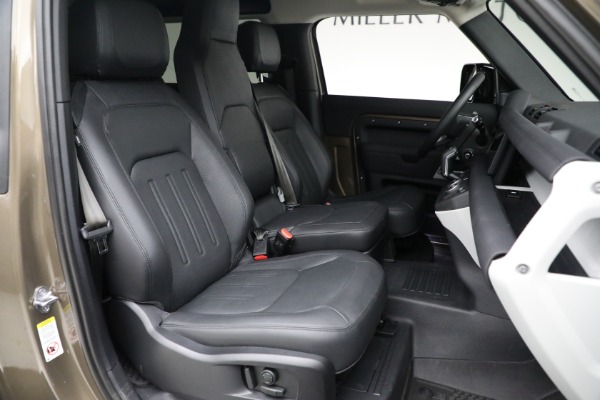 Used 2021 Land Rover Defender 90 First Edition for sale Sold at Alfa Romeo of Westport in Westport CT 06880 23