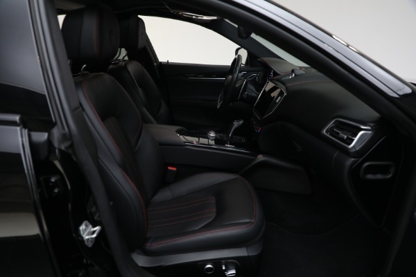 Used 2021 Maserati Ghibli SQ4 for sale Sold at Alfa Romeo of Westport in Westport CT 06880 11