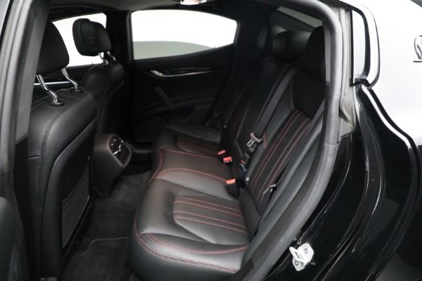 Used 2021 Maserati Ghibli SQ4 for sale Sold at Alfa Romeo of Westport in Westport CT 06880 13