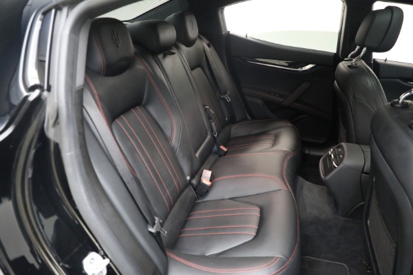 Used 2021 Maserati Ghibli SQ4 for sale Sold at Alfa Romeo of Westport in Westport CT 06880 16