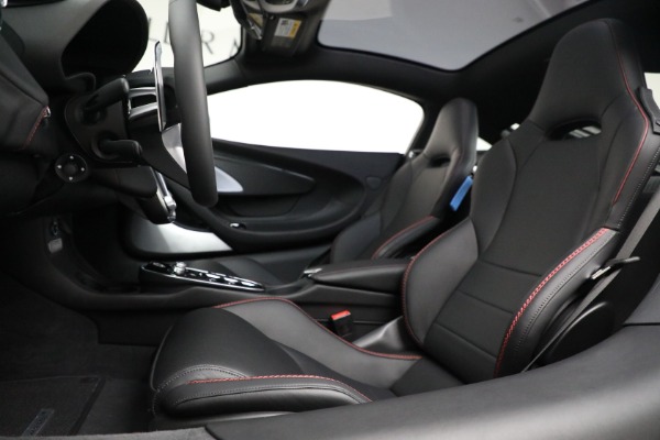 New 2021 McLaren GT Luxe for sale $217,275 at Alfa Romeo of Westport in Westport CT 06880 20