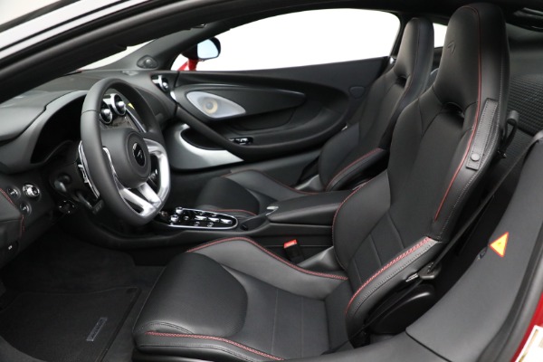 New 2021 McLaren GT Luxe for sale $217,275 at Alfa Romeo of Westport in Westport CT 06880 21