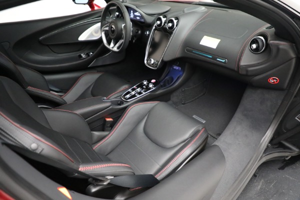 New 2021 McLaren GT Luxe for sale $217,275 at Alfa Romeo of Westport in Westport CT 06880 25