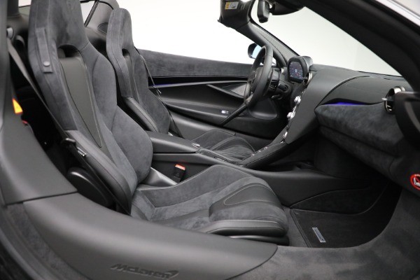 Used 2020 McLaren 720S Spider for sale $334,900 at Alfa Romeo of Westport in Westport CT 06880 28