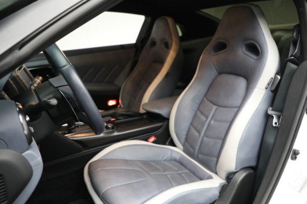 Used 2020 Nissan GT-R Premium for sale Sold at Alfa Romeo of Westport in Westport CT 06880 16
