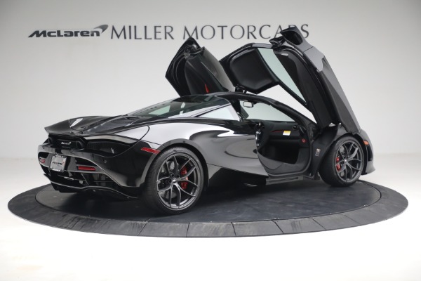 New 2021 McLaren 720S Performance for sale $344,500 at Alfa Romeo of Westport in Westport CT 06880 23
