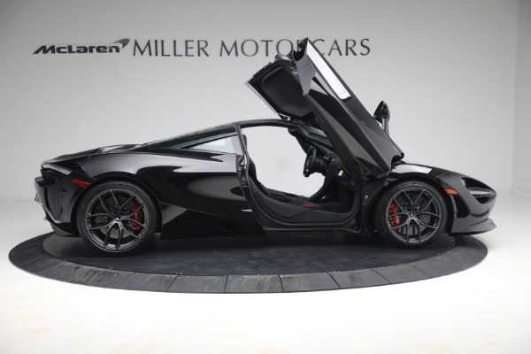 New 2021 McLaren 720S Performance for sale $344,500 at Alfa Romeo of Westport in Westport CT 06880 24