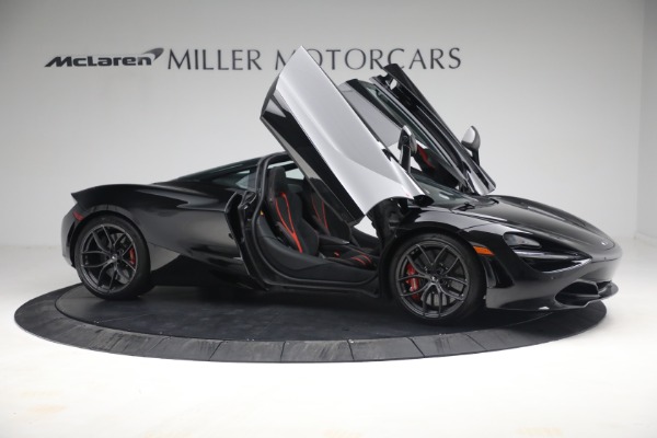 New 2021 McLaren 720S Performance for sale $369,500 at Alfa Romeo of Westport in Westport CT 06880 25