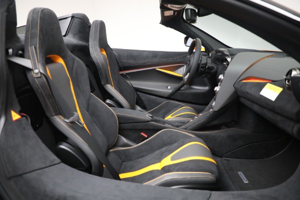New 2021 McLaren 720S Spider for sale $378,110 at Alfa Romeo of Westport in Westport CT 06880 28