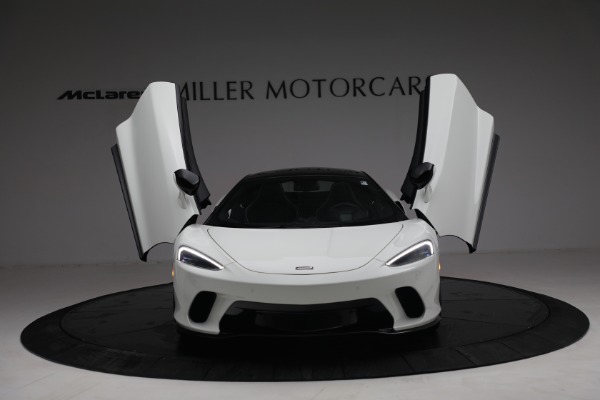 Used 2021 McLaren GT Luxe for sale Sold at Alfa Romeo of Westport in Westport CT 06880 13