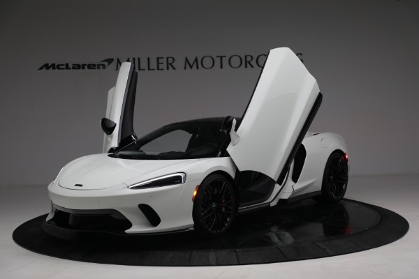 Used 2021 McLaren GT Luxe for sale Sold at Alfa Romeo of Westport in Westport CT 06880 14