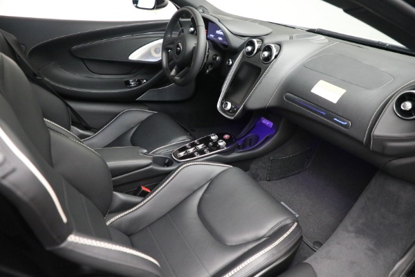 Used 2021 McLaren GT Luxe for sale Sold at Alfa Romeo of Westport in Westport CT 06880 21