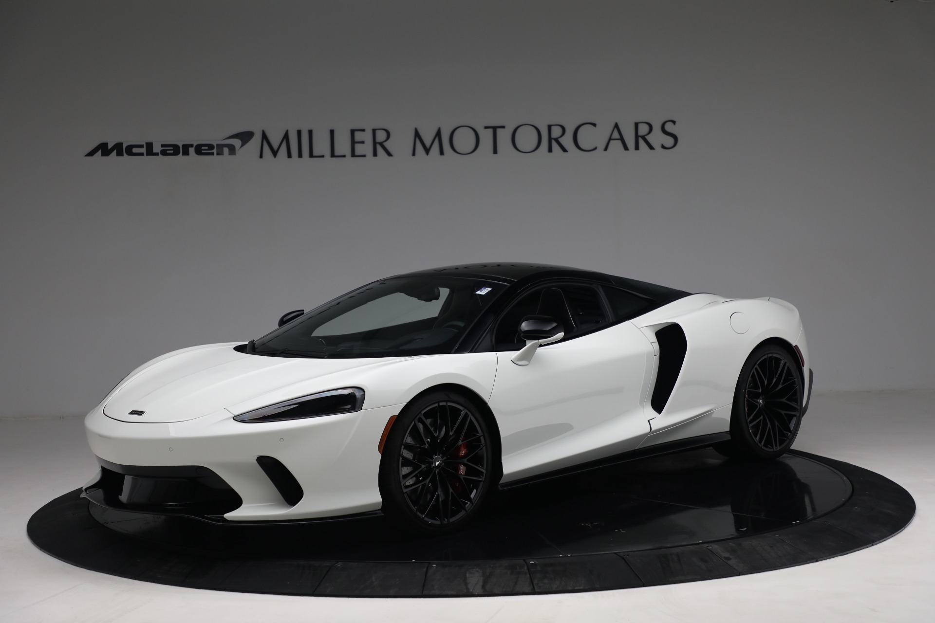 Used 2021 McLaren GT Luxe for sale Sold at Alfa Romeo of Westport in Westport CT 06880 1