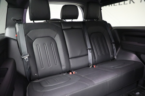 Used 2021 Land Rover Defender 90 X-Dynamic S for sale Sold at Alfa Romeo of Westport in Westport CT 06880 21
