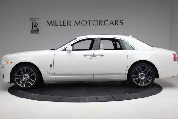 Used 2017 Rolls-Royce Ghost for sale $219,900 at Alfa Romeo of Westport in Westport CT 06880 3