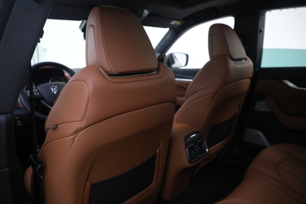 New 2021 Maserati Levante S GranSport for sale $112,799 at Alfa Romeo of Westport in Westport CT 06880 20